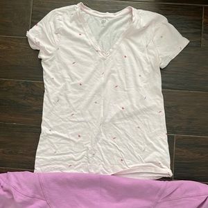 Gap women’s t and sweater (2 for 1) size mediums